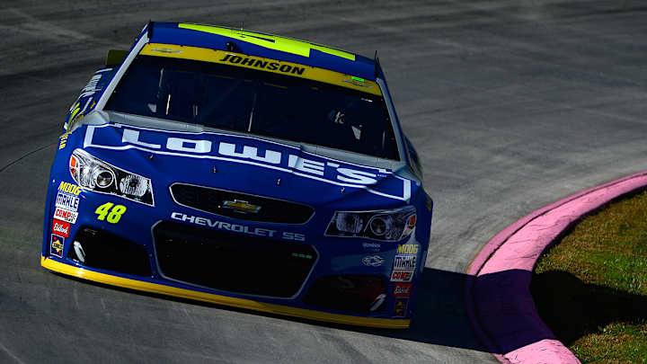 Johnson wins Martinsville to gain spot in NASCAR's finale