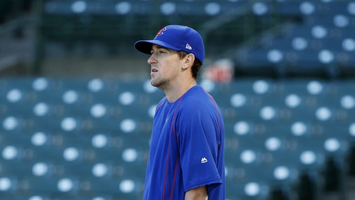 LEADING OFF: Kershaw faces Hendricks in Game 2 of NLCS