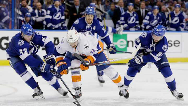 Islanders look to bounce back in Game 3 against Lightning
