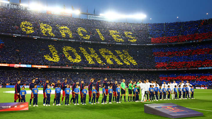 Watch: Barcelona fans pay tribute to Johan Cruyff