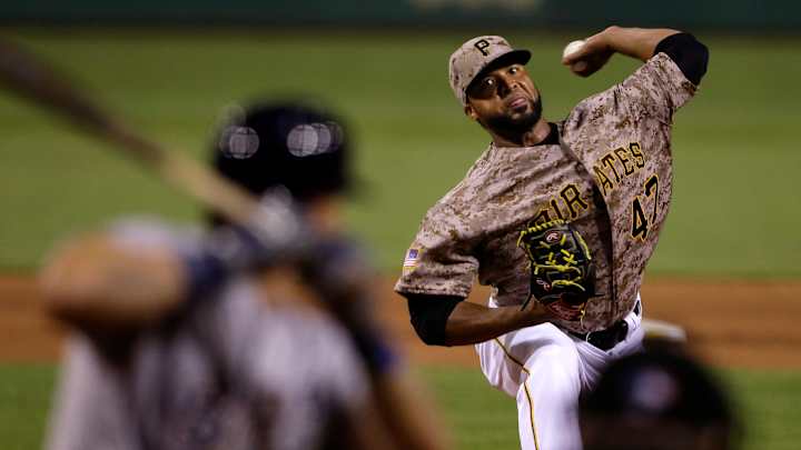 Liriano strikes out 13, Pirates top Brewers 5-3