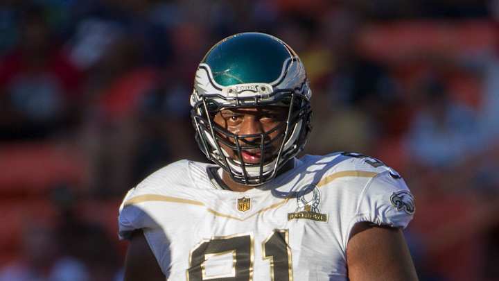 Eagles, DT Cox agree on six-year deal