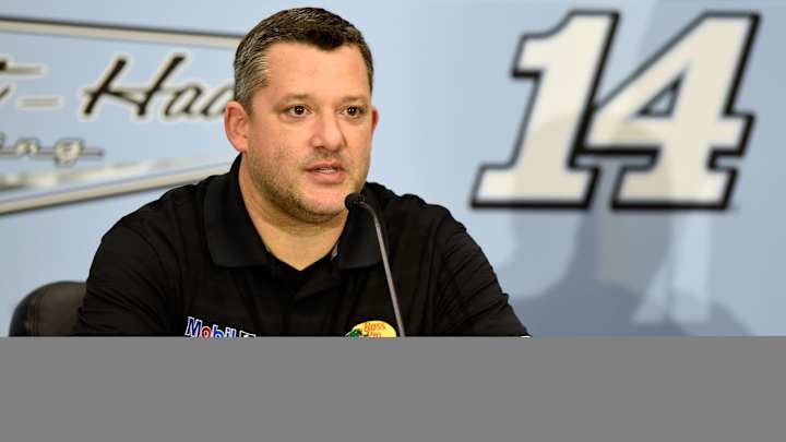 Tony Stewart to race at Richmond