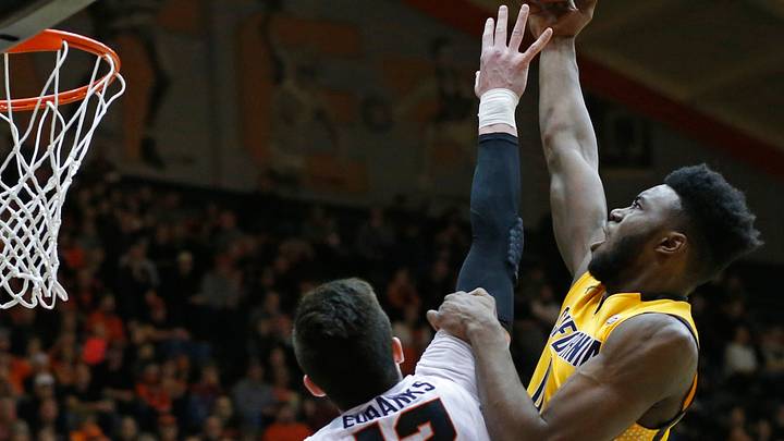 Payton II scores 20, Oregon State beats Cal 77-71 Payton II scores 20, Oregon State beats Cal 77-71