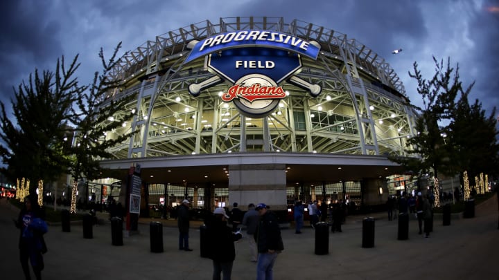 World Series Game 2 start moved up an hour, rain in forecast World Series Game 2 start moved up an hour, rain in forecast