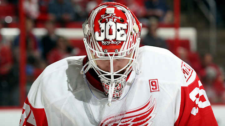 Red Wings' 25-year playoff streak comes to end with loss to Hurricanes