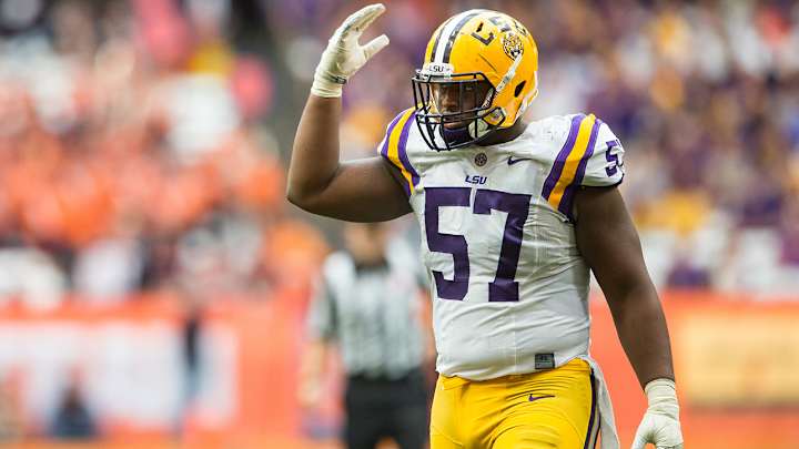 LSU’s Davon Godchaux has suspension lifted after domestic violence arrest LSU’s Davon Godchaux has suspension lifted after domestic violence arrest