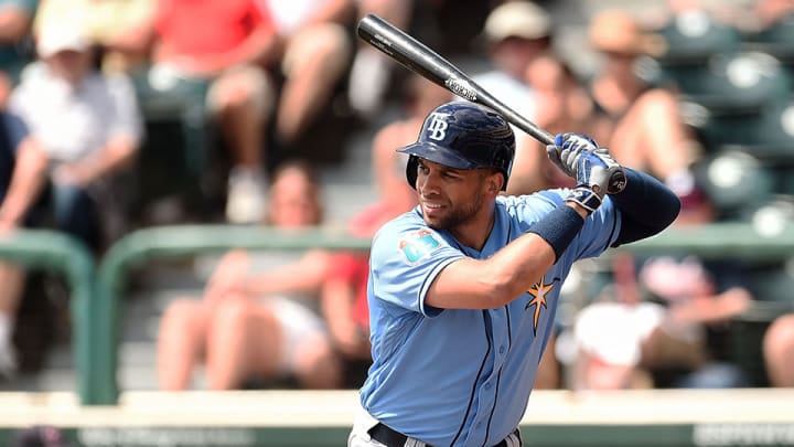 Mets acquire Padres 1B James Loney for cash considerations