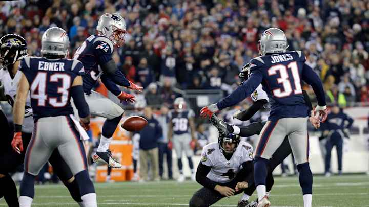 Broncos, Patriots have both hurdled the long snapper