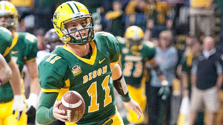 QB Wentz back, North Dakota St goes for 5th FCS title in row