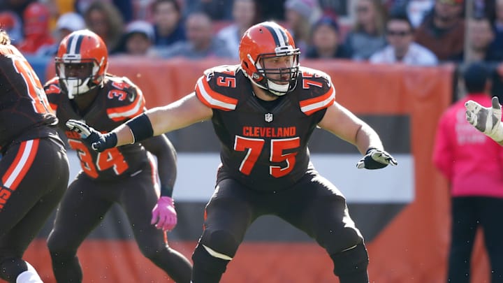 Winless Browns place guard Joel Bitonio on injured reserve Winless Browns place guard Joel Bitonio on injured reserve