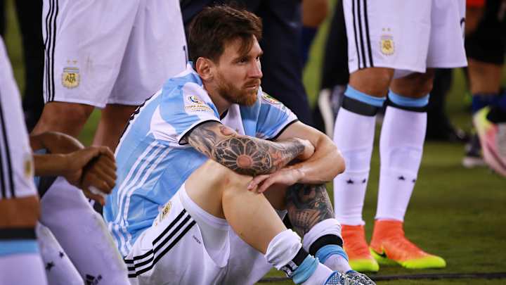 Messi, father guilty of tax fraud, given suspended 21-month sentences