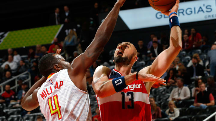 Wall leads Wizards to 5th straight win, 117-102 over Hawks