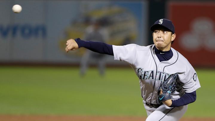 Iwakuma earns 15th win in Mariners' 3-2 win over A's Iwakuma earns 15th win in Mariners' 3-2 win over A's