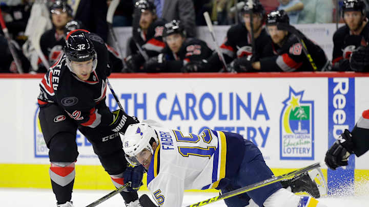 Kings acquire RW Kris Versteeg from Hurricanes