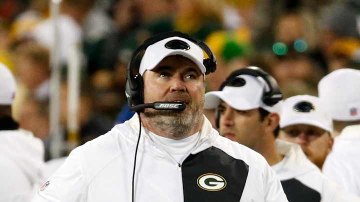 Receivers fill in well for Packers in battered backfield