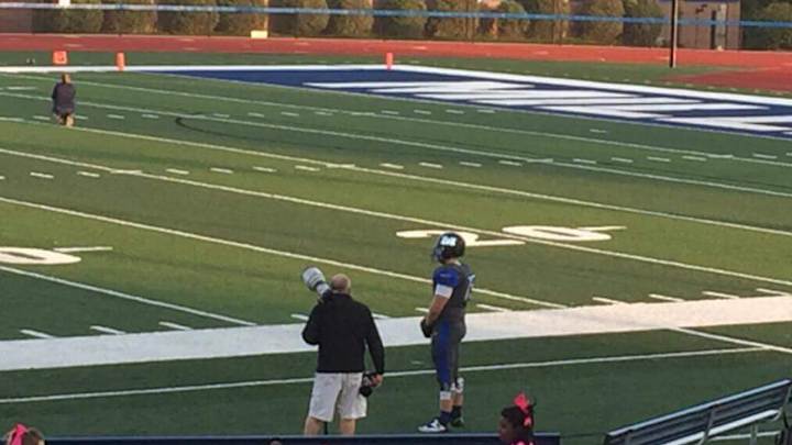 Only one player stands for national anthem at D-III school