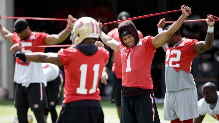 No trade, no big deal, Kaepernick of staying put with 49ers