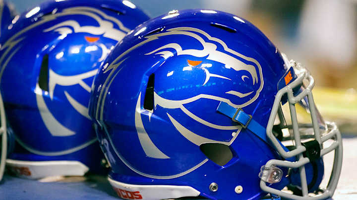 Boise State LBs coach Andy Avalos promoted to defensive coordinator