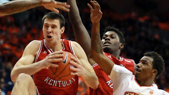 UTEP honors Texas Western's historic title 50 years later UTEP honors Texas Western's historic title 50 years later