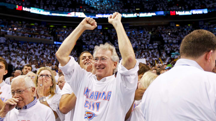 Police: Ex-Chesapeake CEO Aubrey McClendon dies in crash Police: Ex-Chesapeake CEO Aubrey McClendon dies in crash