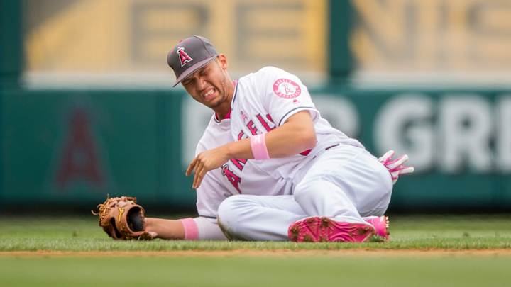 Angels SS Andrelton Simmons (thumb) to have surgery, headed to DL
