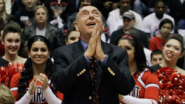 Awesome, baby: Vitale's ESPN deal takes him to 40th season Awesome, baby: Vitale's ESPN deal takes him to 40th season