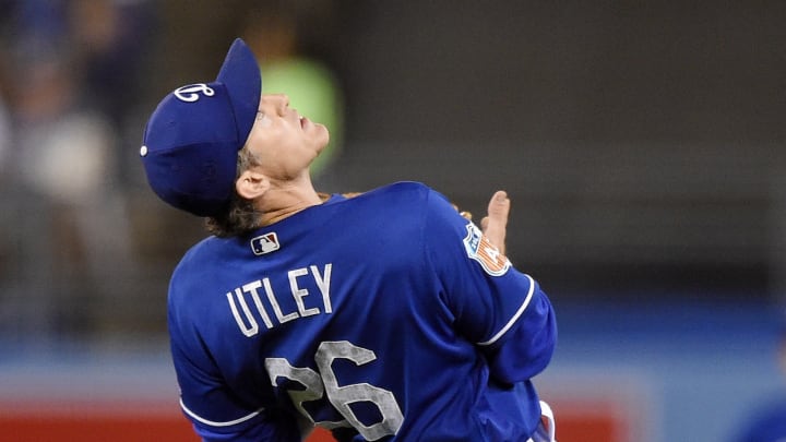 Heaney sharp again as Angels beat Dodgers 2-1
