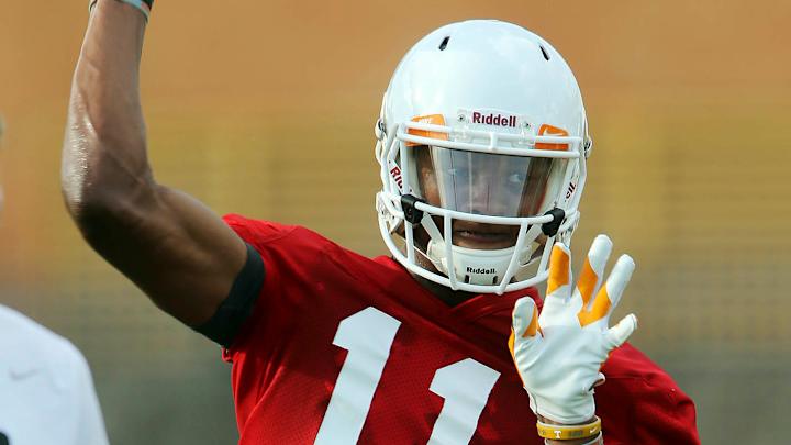 Tennessee says it's unfazed by high preseason expectations