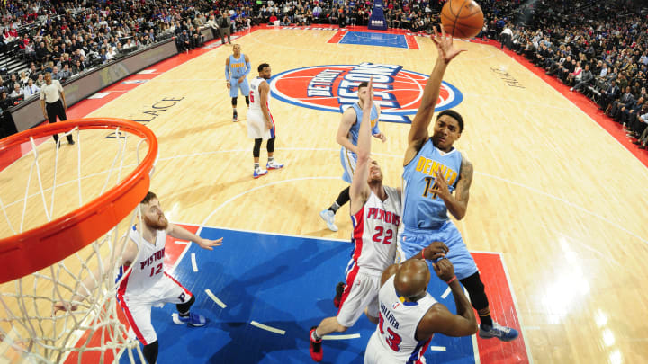 Nuggets hold off short-handed Pistons 103-92