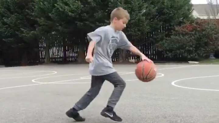 Watch: Kid reenacts Steph Curry’s dribble moves with amazing accuracy Watch: Kid reenacts Steph Curry’s dribble moves with amazing accuracy