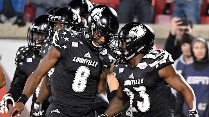 AP Top 25: Ohio St, Louisville rise after surprise Saturday