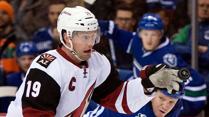 Doan scores twice to lift Coyotes to 3-2 win over Canucks