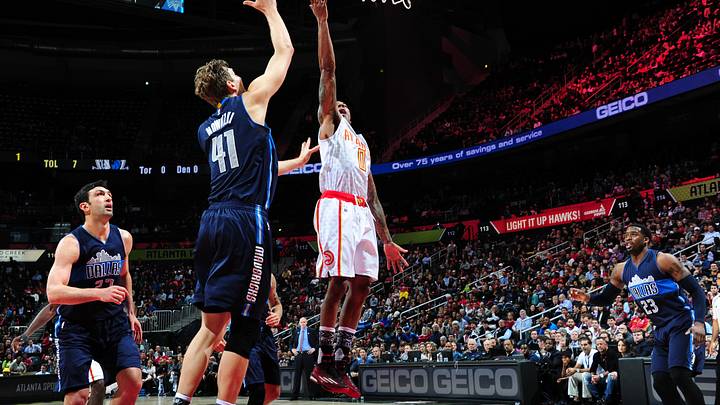 Teague scores season-high 32, Hawks breeze past Mavs Teague scores season-high 32, Hawks breeze past Mavs