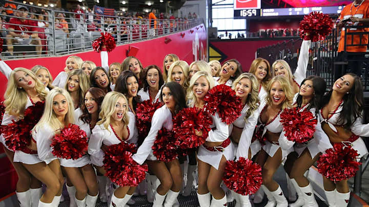 NFL Cheerleaders: Preseason Week 4