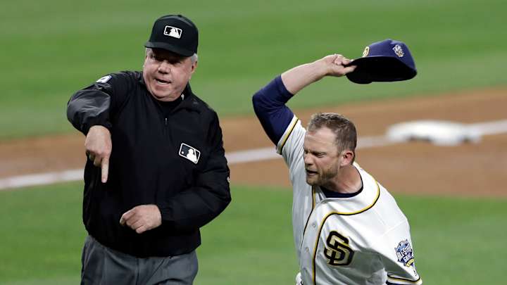 Big Mac manages for 1st time after Padres' Green is ejected Big Mac manages for 1st time after Padres' Green is ejected