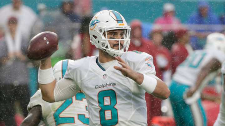 Moore, Dolphins look to beat Jets and clinch winning season
