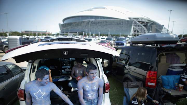 Cowboys aim to reduce fraud in push to mobile ticketing