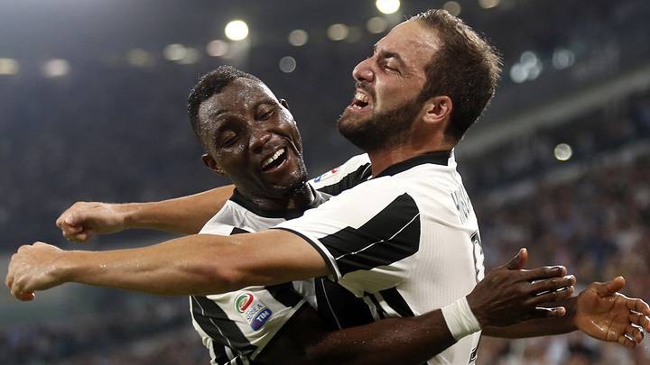Gonzalo Higuain nets winner for Juventus after record transfer Gonzalo Higuain nets winner for Juventus after record transfer