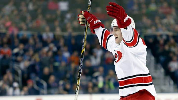 Big third period leads Hurricanes past Blue Jackets 3-2