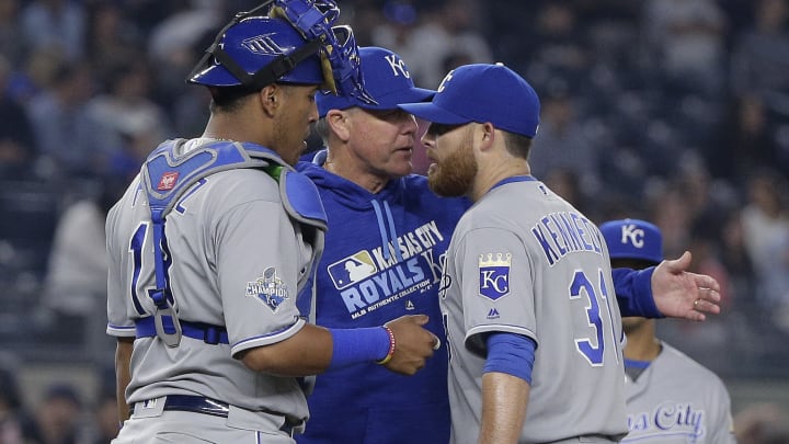 Yankees surge past Royals for 7-3 victory