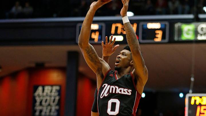 No. 25 Dayton routs Massachusetts 93-63 No. 25 Dayton routs Massachusetts 93-63