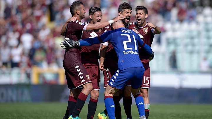 Joe Hart wins over Torino fans during loan from Manchester City