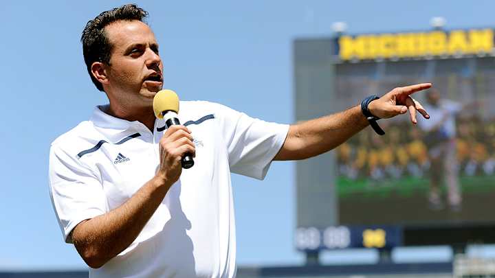 Michigan passing game coordinator Jedd Fisch agrees to extension Michigan passing game coordinator Jedd Fisch agrees to extension