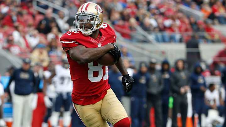 Lions sign WR Anquan Boldin just before kicking off camp