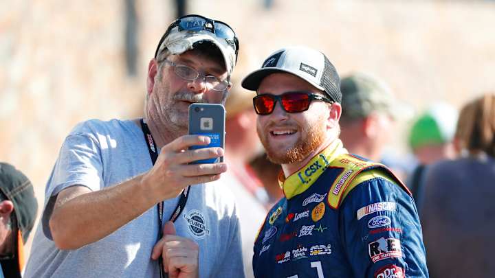 Buescher gets another obstacle in road to Chase