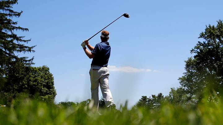 Hurley takes 2-shot lead over Els in Quicken Loans National