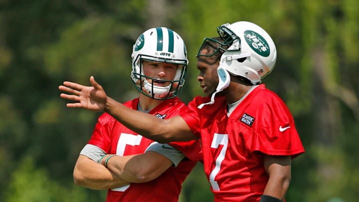 Smith steps back in for Jets with Fitzpatrick still unsigned Smith steps back in for Jets with Fitzpatrick still unsigned