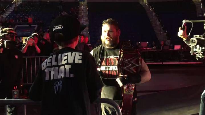 Kevin Owens taunts little kid for wearing Roman Reigns shirt, taunts kid’s mother for complaining