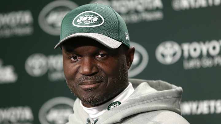 Jets' Mangold (ankle) unlikely to play, Lee ruled out again Jets' Mangold (ankle) unlikely to play, Lee ruled out again